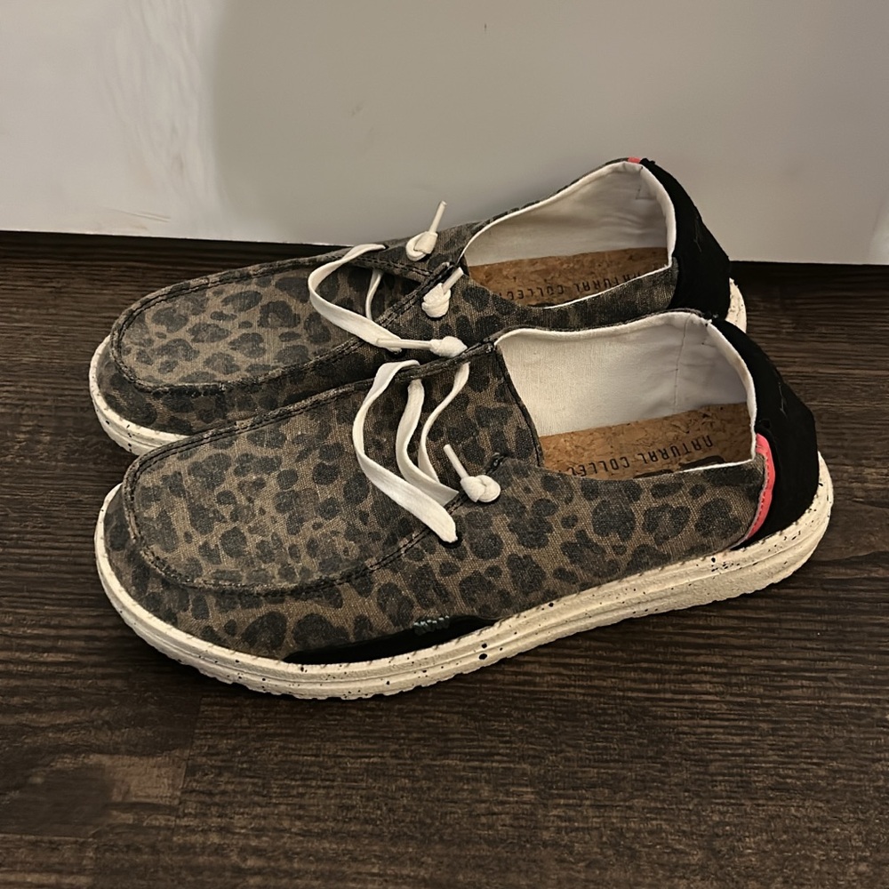 Hey Dudes leopard print